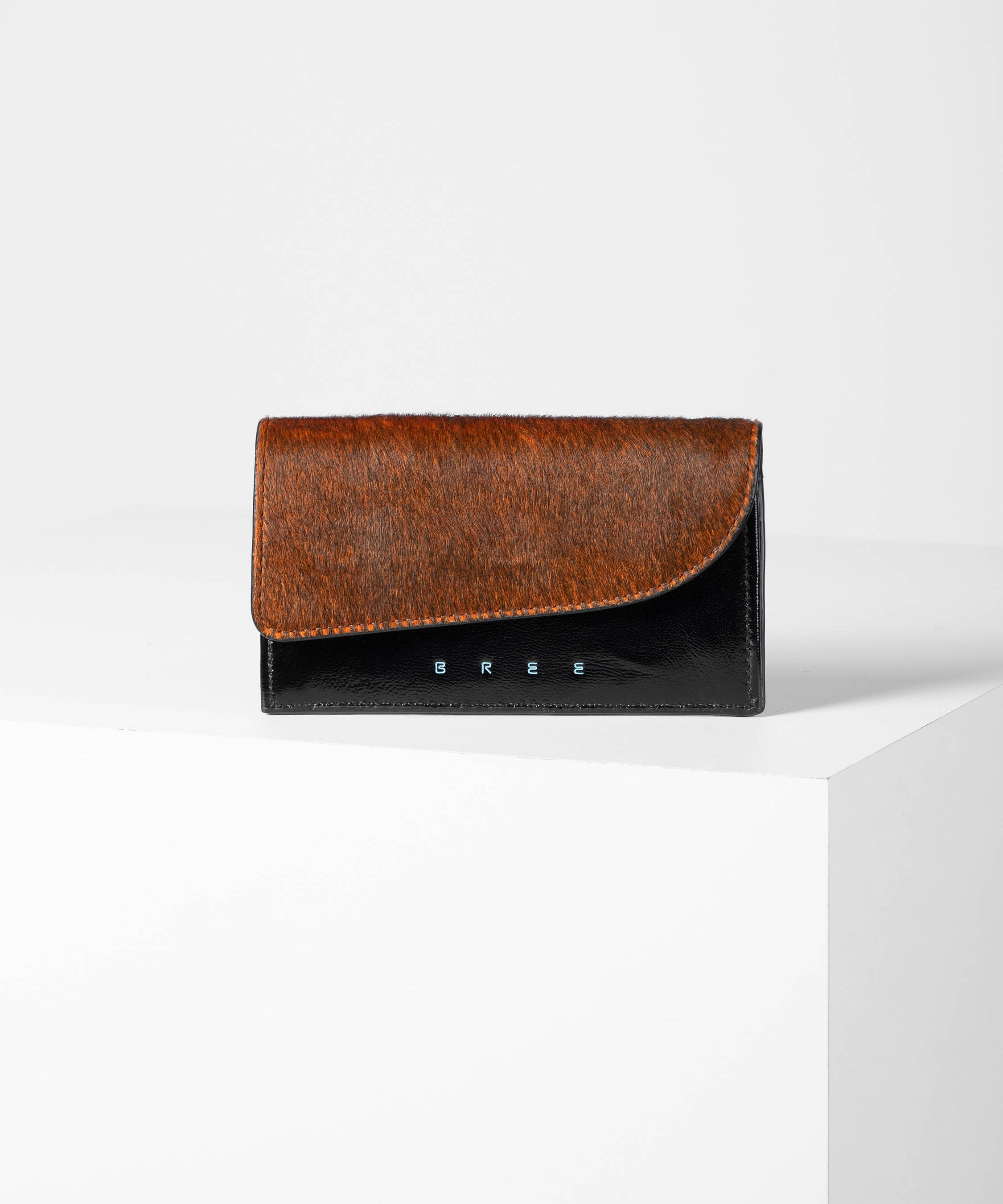 color:braun_ansicht:000000000000001_dokar:Z07_dokar-text:online inhalt