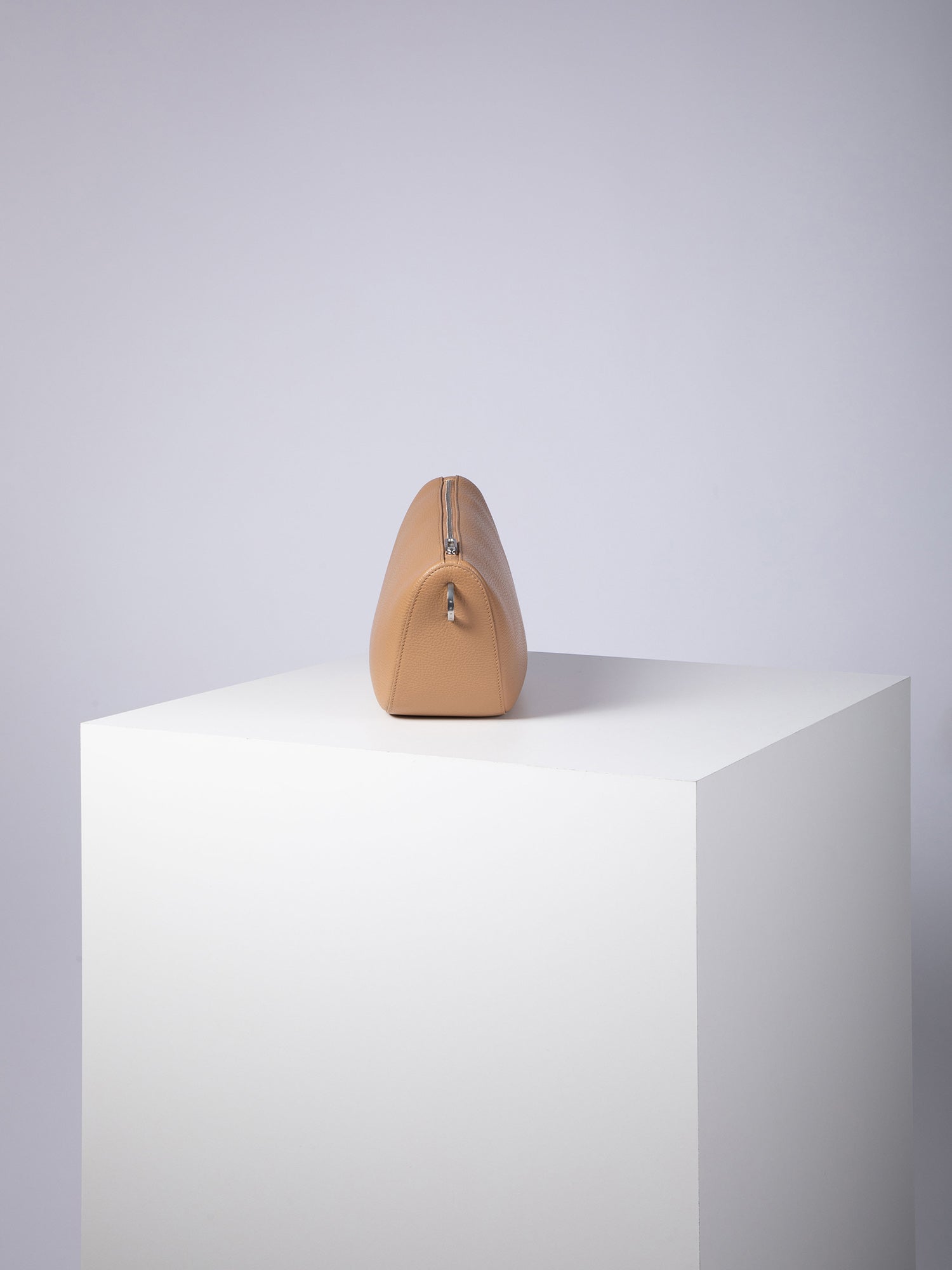color:beige_ansicht:000000000000010_dokar:Z07_dokar-text:online inhalt